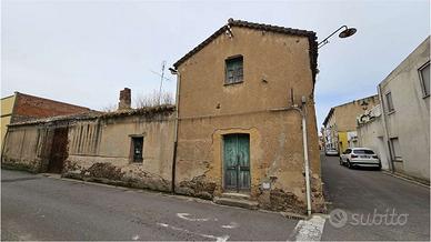 Casa Campidanese da ristrutturare