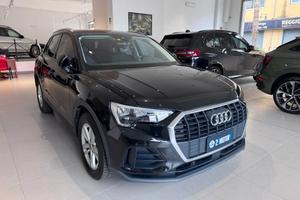 Audi Q3 35 2.0 tdi Business Advanced s-tronic