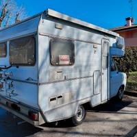 Camper FORD ARCA  del 1985 da sistemare
