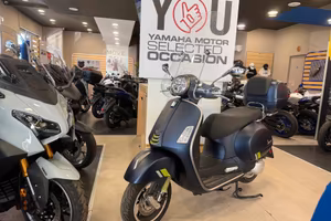 Piaggio Vespa 300 GTS Super - 2023 - Km 4045