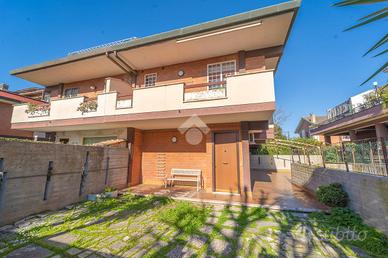 PORZIONE DI QUADRIFAMILIARE A ROMA