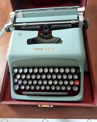 OLIVETTI STUDIO 44 CON CUSTODIA  DEL 1952