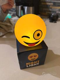Lampada notte emoticon