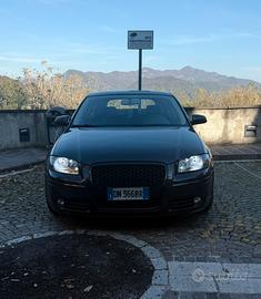 AUDI A3 8P 2.0 TDI Ambition LEGGI BENE