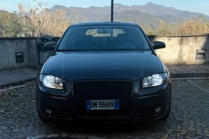 AUDI A3 8P 2.0 TDI Ambition LEGGI BENE