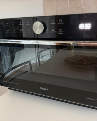 Forno a microonde Whirlpool SupremeChef 6° Senso