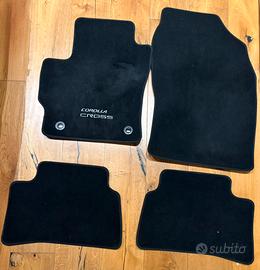 Tappetini originali Toyota Corolla Cross Moquette