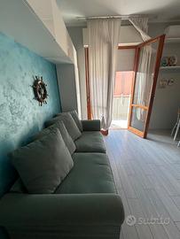 Monolocale su mare ristrutturato con nuovi arredi