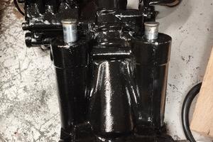 Trim del motore Evinrude e TEC 