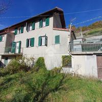 CASA INDIPENDENTE A SAVIGNONE