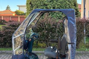 scooter elettrico per anziani o disabii