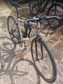 Bicicletta Gravel/Corsa triban100 taglia m