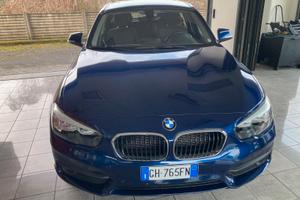 BMW 118 i   km 68000.  ok NEOPATENTATI.