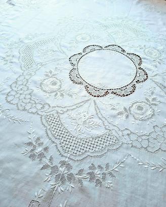 Tovaglia rotonda + 7 tovaglioli - Burano e sfilato