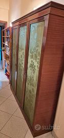 Armadio Vintage anni '40/'60 con ante in stoffa