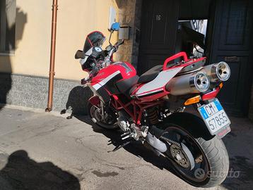 Multistrada 1000 DS anno 2006 già iscritta ASI