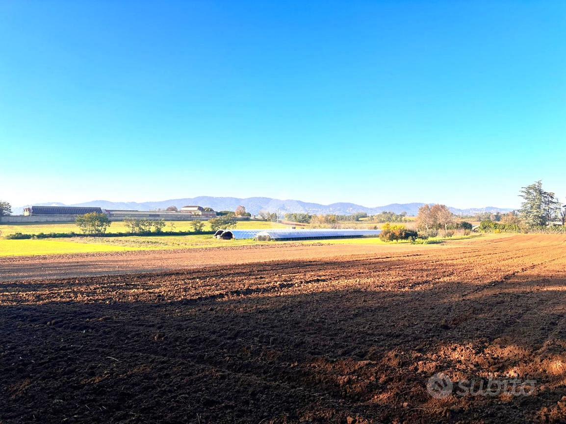 TER. RESIDENZIALE A CAMBIANO - Vista 4