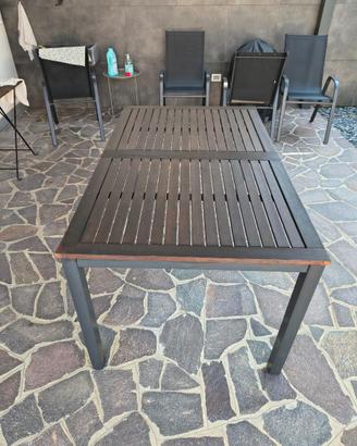 Tavolo da giardino