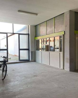 Immobile di 534 m² a Mondragone
