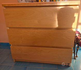 arredamento salone e cassettiere