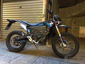 ZERO  FX + accessori ricarica rapida
