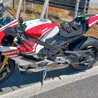 Ducati Panigale V4 Tricolore 2025