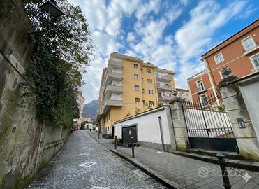 Via G. Bassi - 4 vani + Accessori