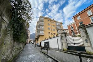 Via G. Bassi - 4 vani + Accessori