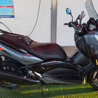 Yamaha X-Max 300 Tech Max