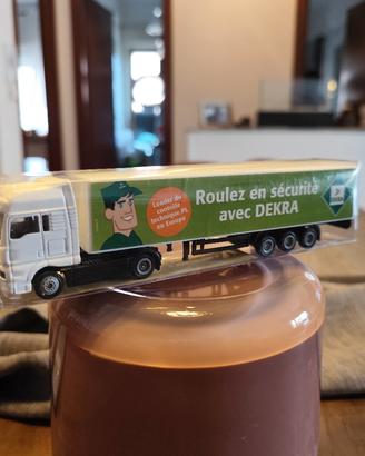 Camion Tir Man  scala 1/87 "Dekra" 