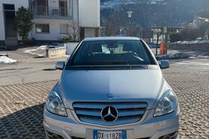 Mercedes B200 Neopatentati