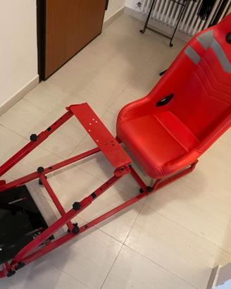 Postazione Sim Racing con sedile