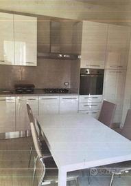 Appartamento di 70 m² con 2 locali a Cesano Madern