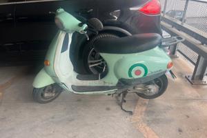 Piaggio Vespa 50 ET2 - 1999