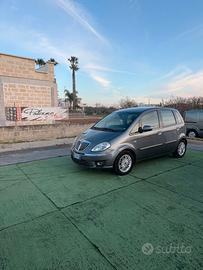 Lancia MUSA 1.4 8V Ecochic (GPL) Platinum
