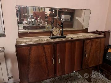 Madia di design anni '60 in legno