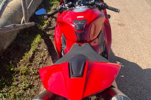 Ducati Panigale v4 akrapovic 25