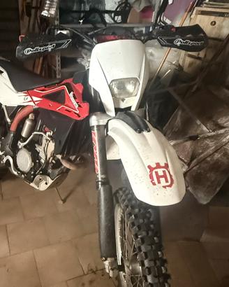 Moto Husqvarna TE 250