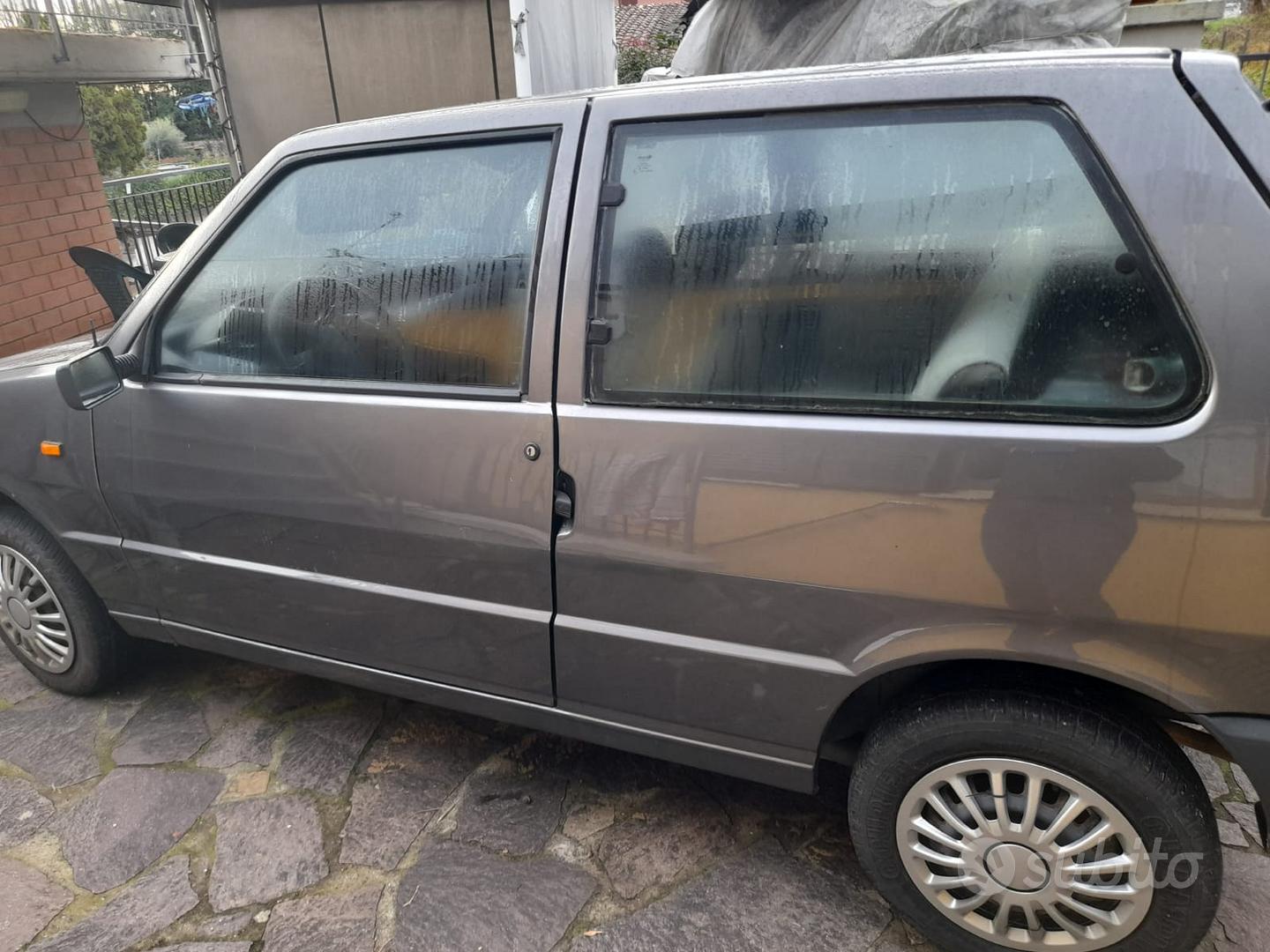 Fiat Uno 1986 photo 2