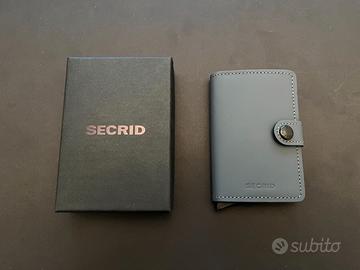 SECRID Portacarte Nuovo