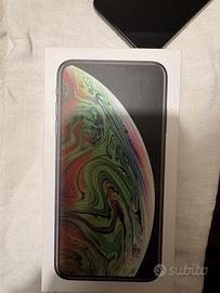 Iphone xs max 64 giga