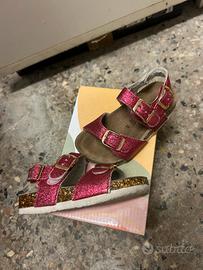 Sandalo fucsia bambina
