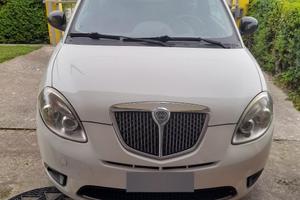  Lancia Ypsilon del 2011