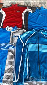 Abbigliamento sportiva da ciclista.