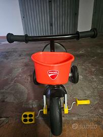 Triciclo Ducati 