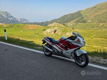 honda cbr 1000