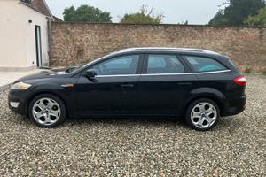 Mondeo ford automatica molto ben tenuta