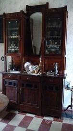 Credenza stile liberty