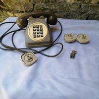 Telefono a tasti. 