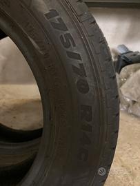 Due pneumatici estivi